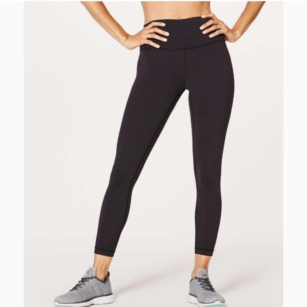 BRAND NEW LULULEMON LEGGINGS!